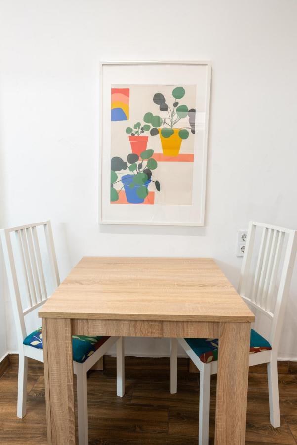 Cozy & Quiet Apartment Near Kiraly Street Free Parking, Ac, Perfect For 4 Guests! Budapest Exteriör bild