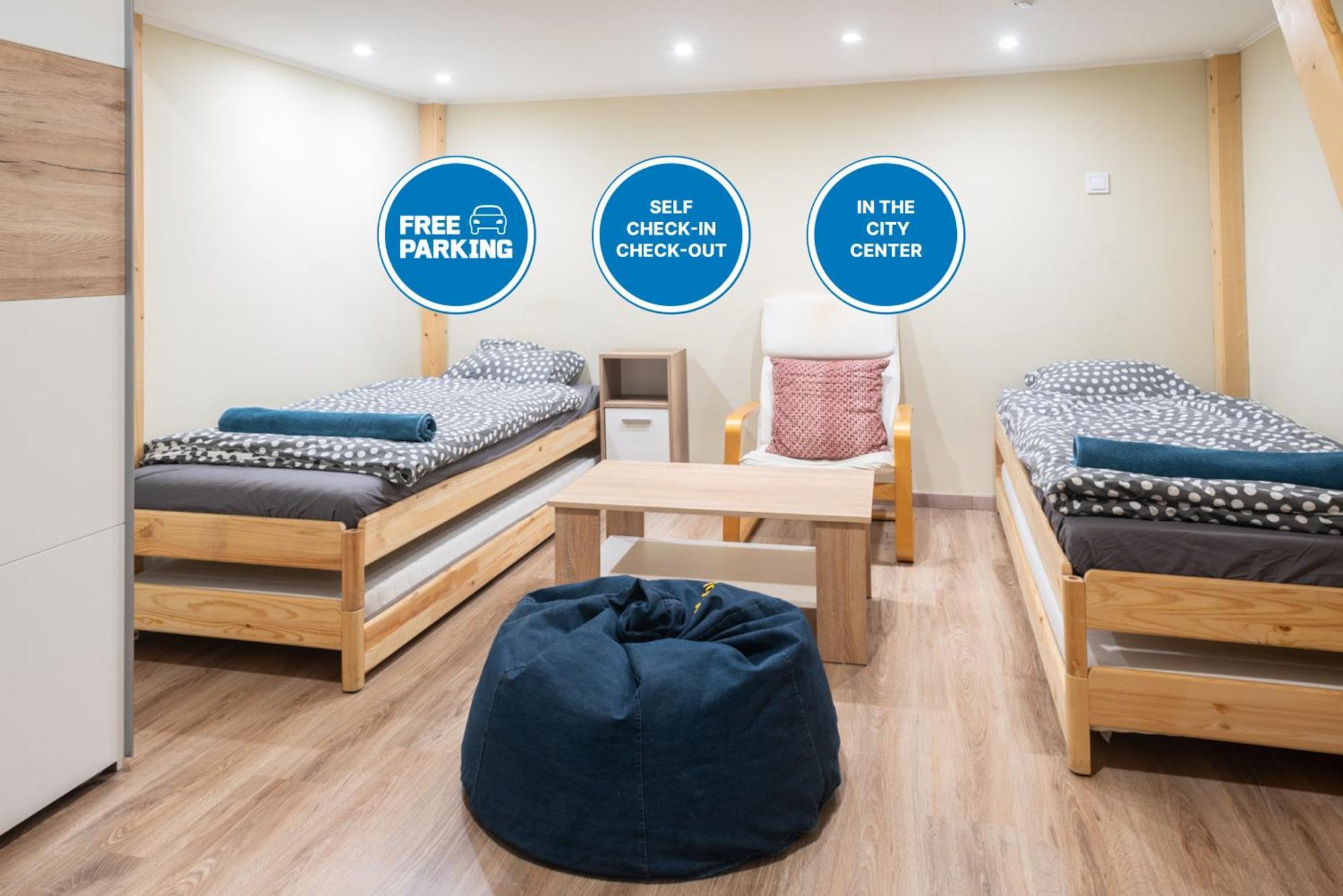 Cozy & Quiet Apartment Near Kiraly Street Free Parking, Ac, Perfect For 4 Guests! Budapest Exteriör bild